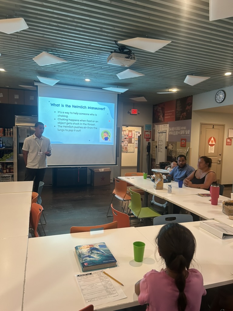 Educational presentation on the Heimlich maneuver